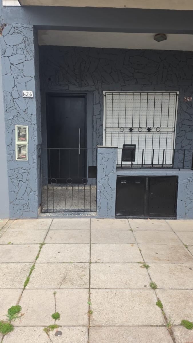 VENTA PH 2 ambientes con patio NUEVO VALOR — foto 2
