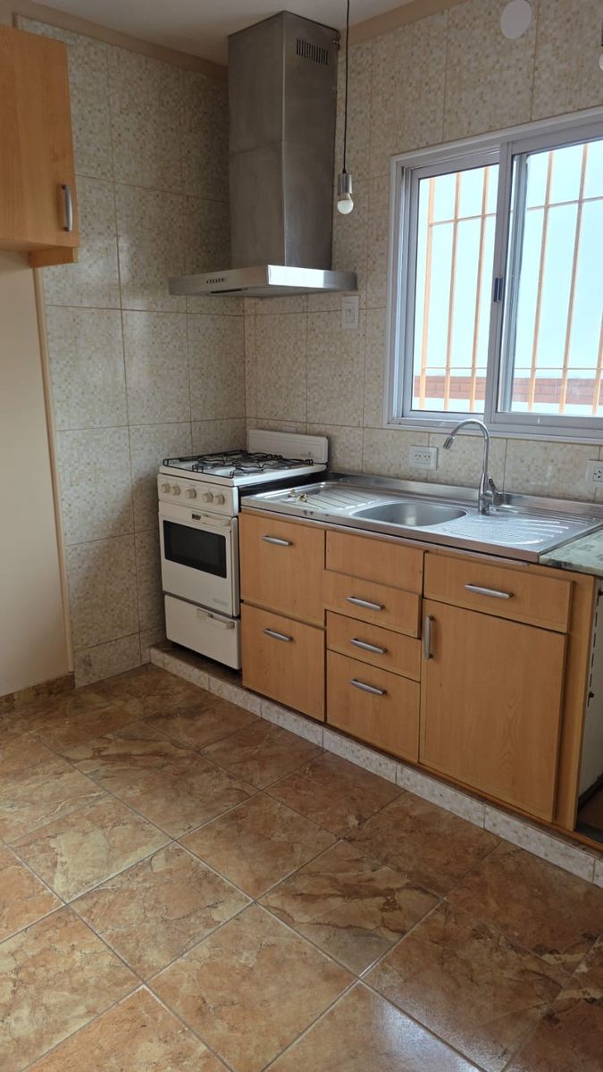 ALQUILER DEPTO EN 1º PISO - 6