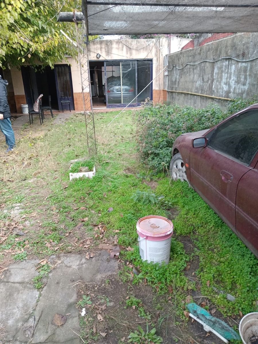 VENTA CASA A REFACCIONAR EN LOMAS DEL MIRADOR — foto 2