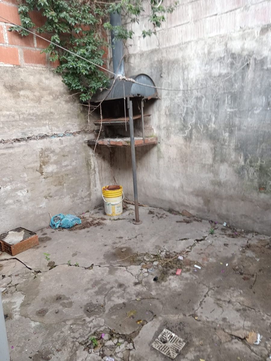 VENTA CASA A REFACCIONAR EN LOMAS DEL MIRADOR — foto 9