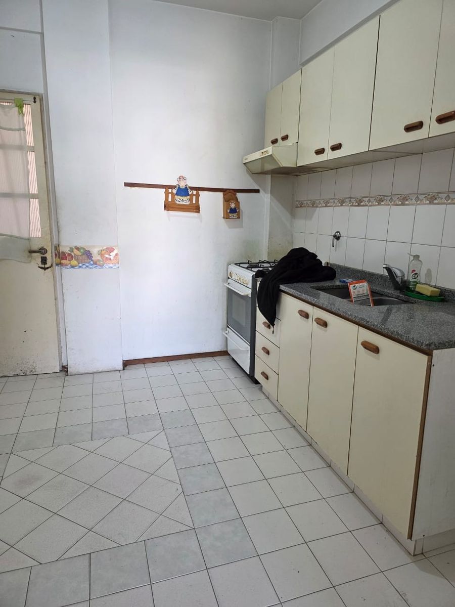 VENTA DEPARTAMENTO 3 AMBIENTES AL FRENTE CON BALCON — foto 3