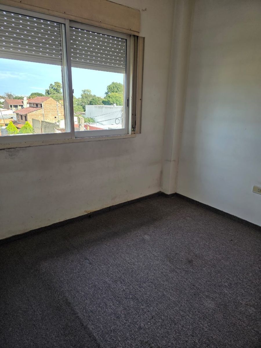 VENTA DEPARTAMENTO 3 AMBIENTES AL FRENTE CON BALCON — foto 9
