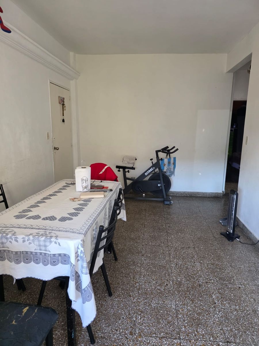 VENTA DEPARTAMENTO EN 2º PISO