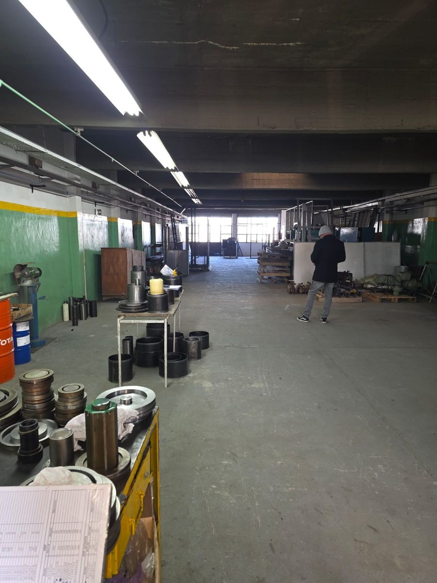 VENTA GALPON EXCELENTE OPORTUNIDAD — foto 4