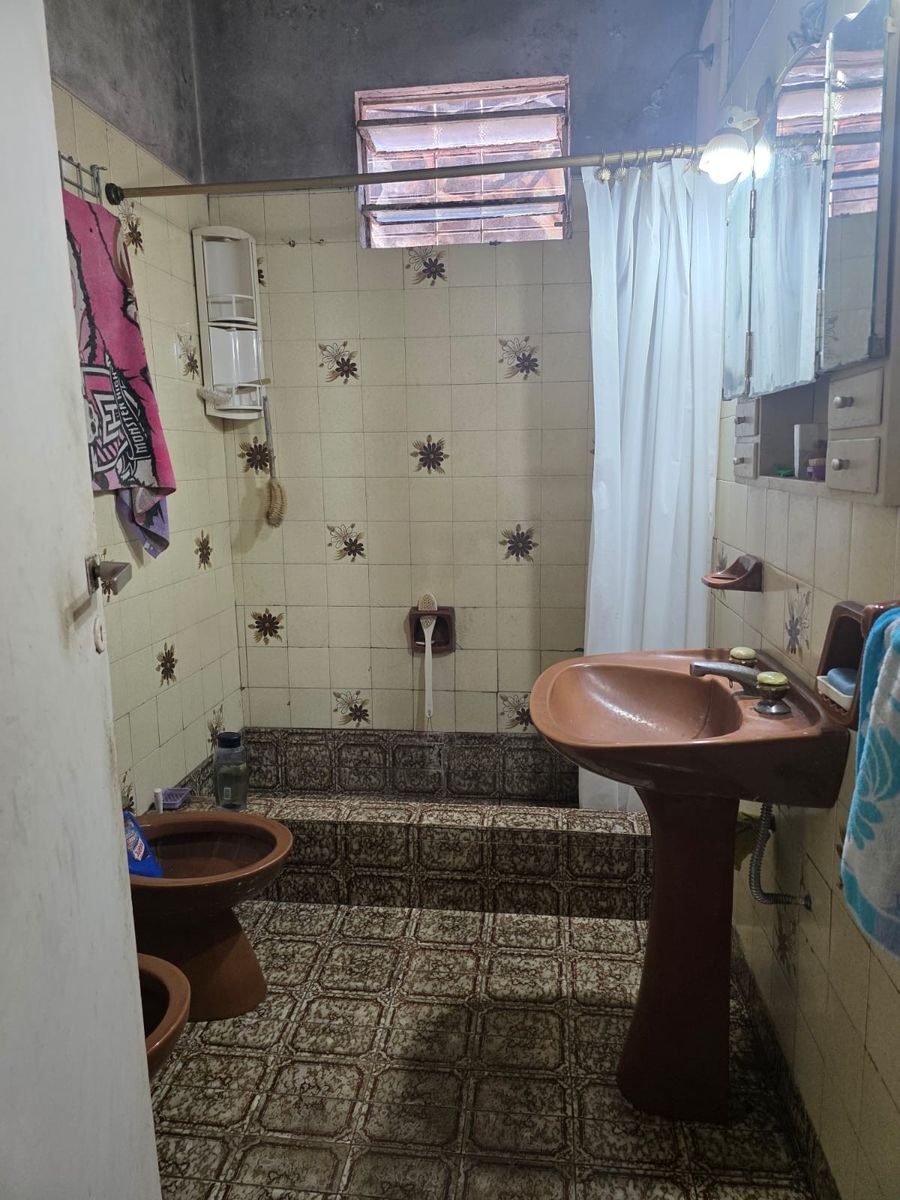 VENTA CASA EN ESQUINA - 10