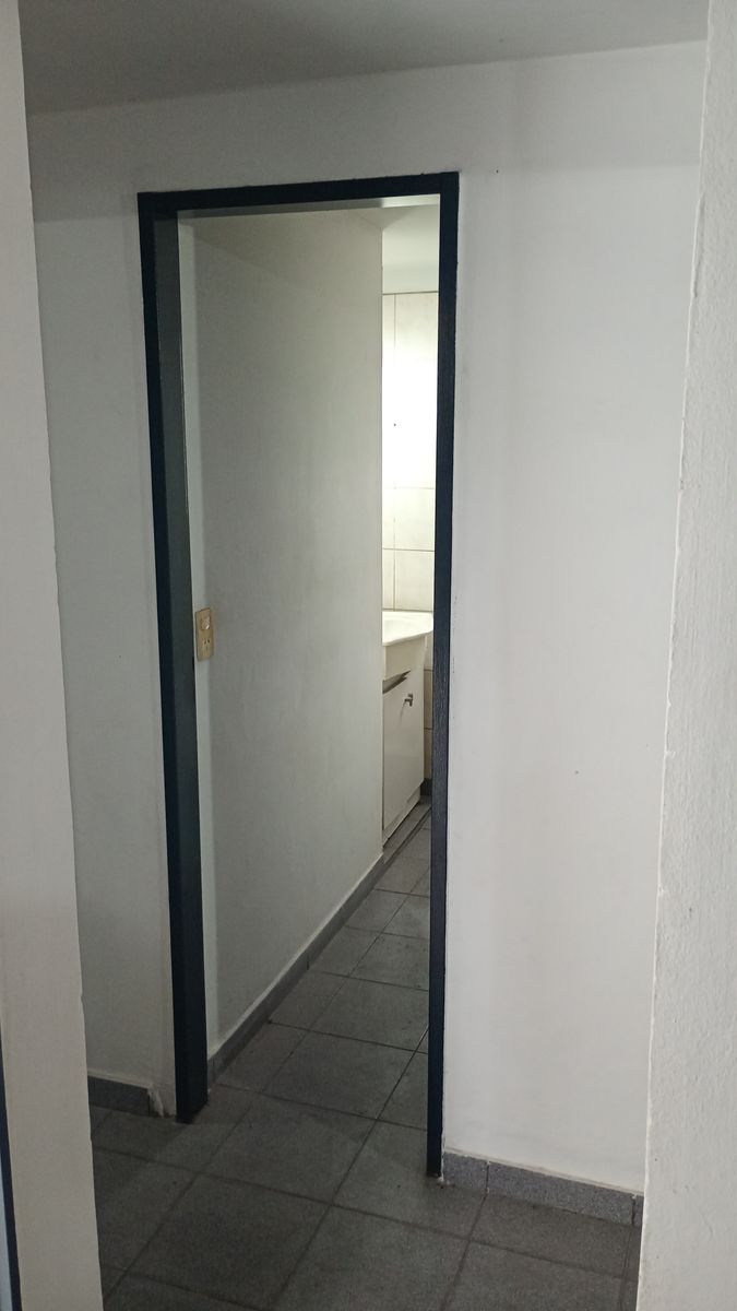 ALQUILER DEPTO DE 3 AMBIENTES - 6