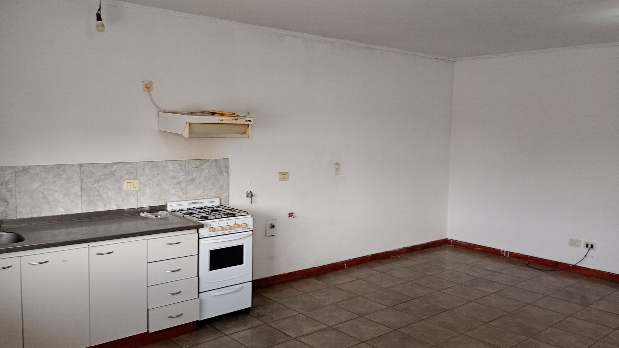 ALQUILER Departamento 2 ambientes en 2º Piso - 2