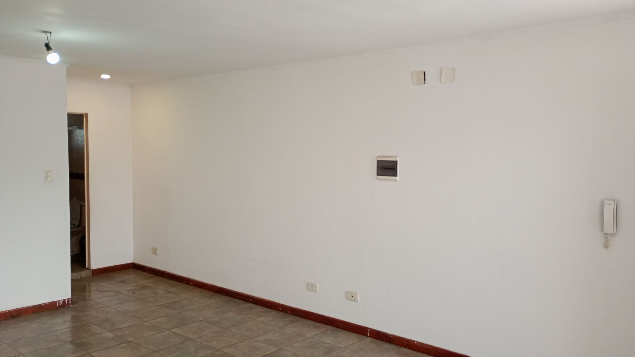 ALQUILER Departamento 2 ambientes en 2º Piso - 3