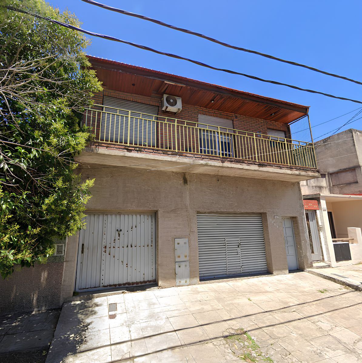VENTA CASA MULTIFAMILIAR