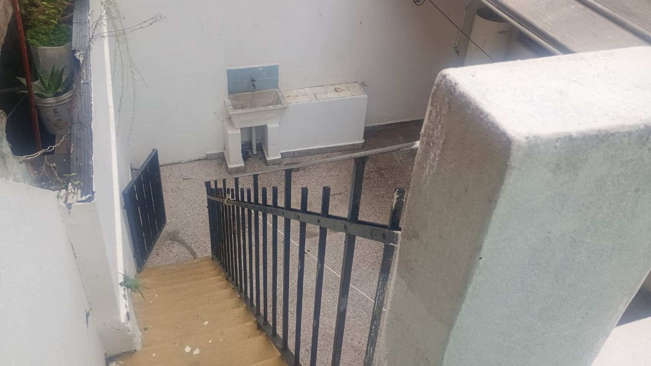 ALQUILER PH 3 AMBIENTES CON PATIO - 11