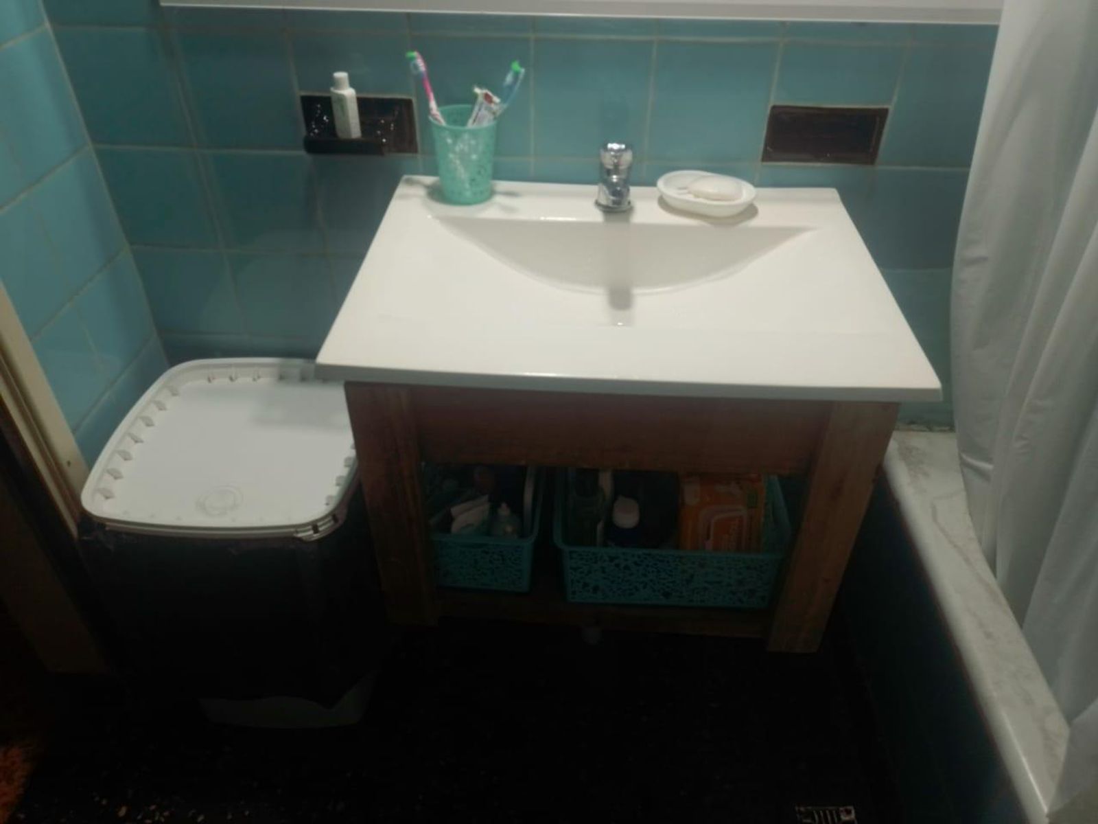 VENTA CASA 3 AMB. EN ESQUINA - 14