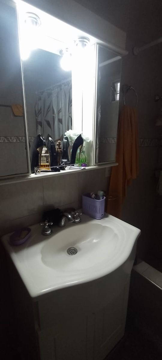 VENTA VIVIENDA MULTIFAMILIAR - 18