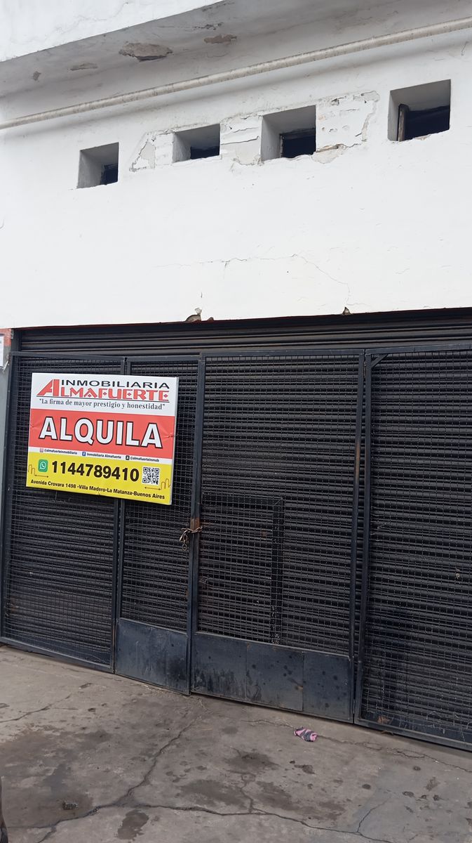 ALQUILER LOCAL EN ESQUINA - 2