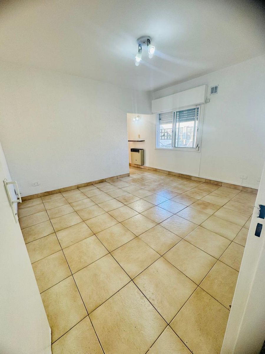 VENTA PH 2 AMBIENTES EN 1º PISO - 5