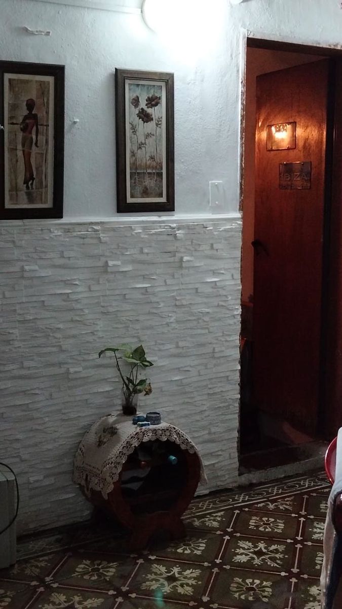 VENTA CASA 5 AMBIENTES CON LOCAL Y JARDIN - 5