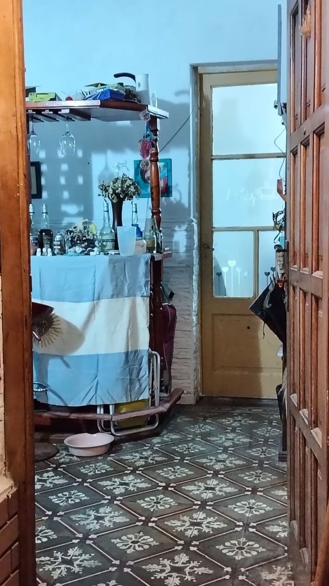 VENTA CASA 5 AMBIENTES CON LOCAL Y JARDIN - 7