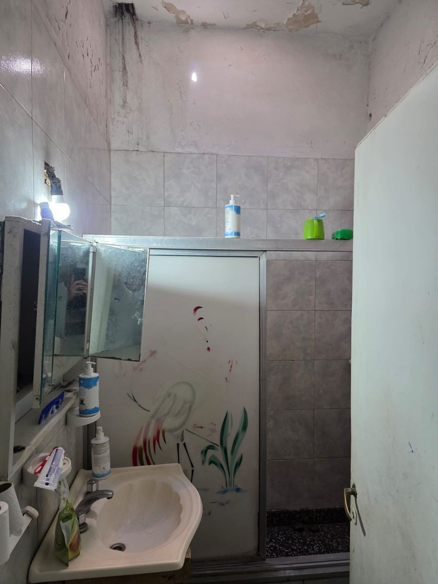 VENTA DOS VIVIENDAS + GALPÓN - 8