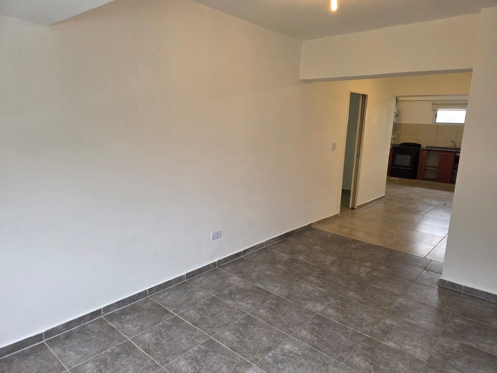 ALQUILER DEPARTAMENTO 1º PISO AL FRENTE - 5