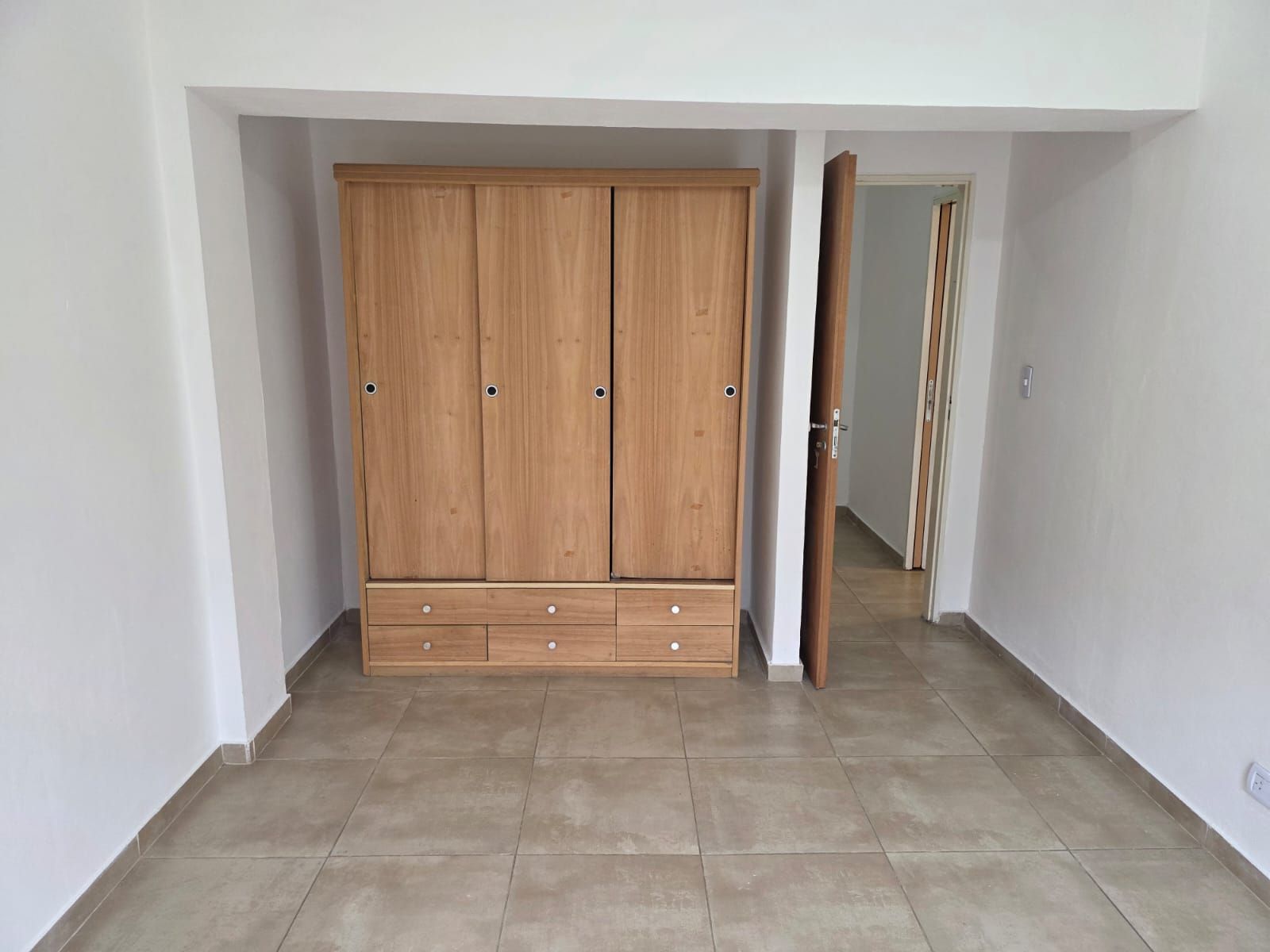 ALQUILER DEPARTAMENTO 1º PISO AL FRENTE - 9