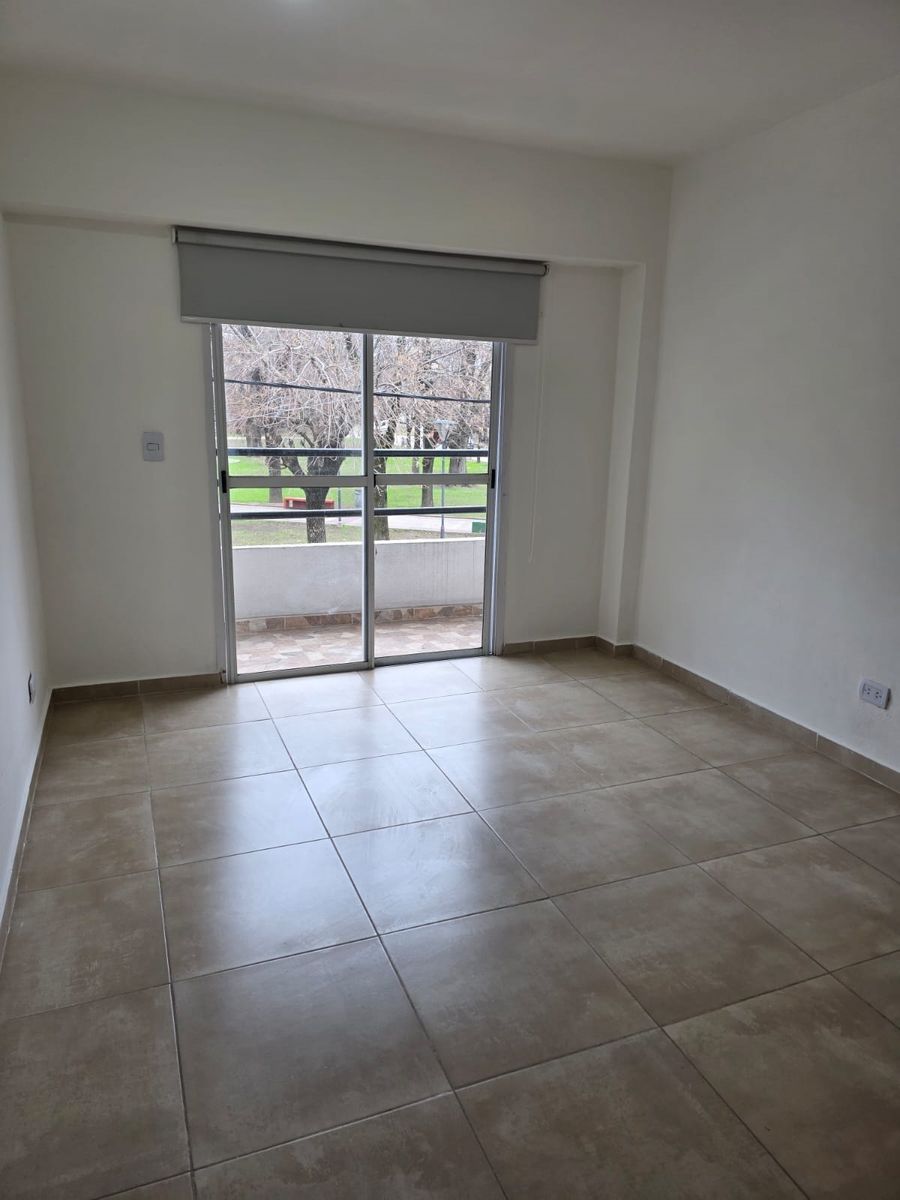 ALQUILER DEPARTAMENTO 1º PISO AL FRENTE - 10