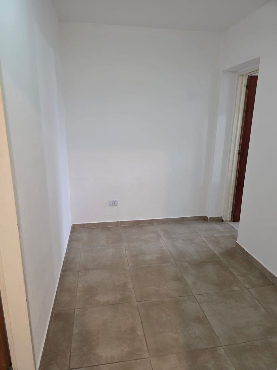 ALQUILER DEPARTAMENTO 1º PISO AL FRENTE - 11
