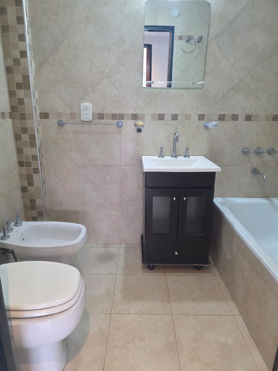 ALQUILER Departamento 2 ambientes con Terraza propia - 11