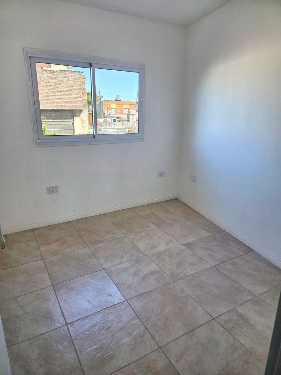 ALQUILER Departamento 3 ambientes en 1º piso - 8