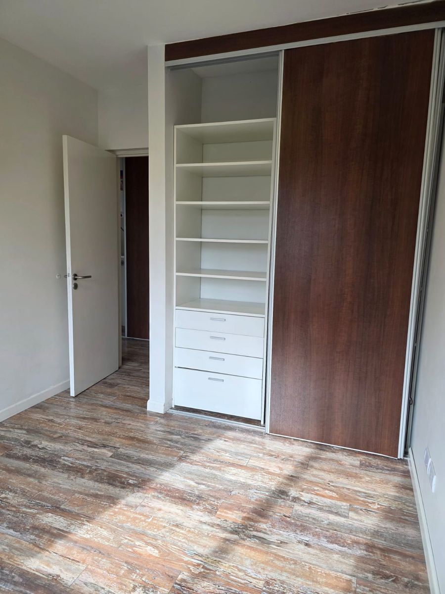 ALQUILER Departamento en 1º Piso - Barrio Sendero - 25