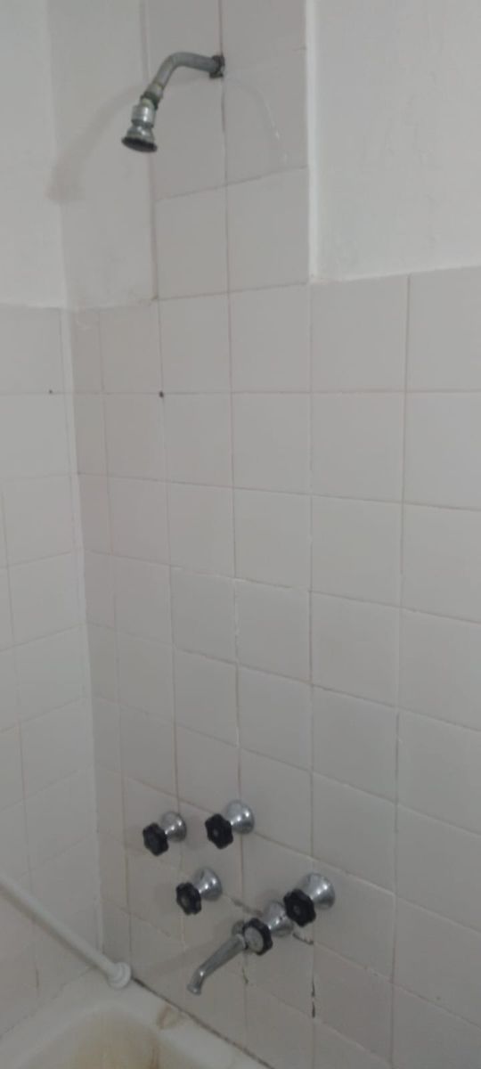 ALQUILER Monoambiente muy luminoso en 6º piso. TODO ELÉCTRICO - 4