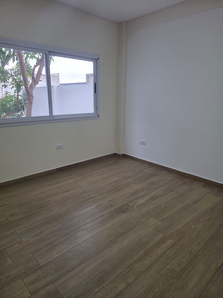 ALQUILER Departamento al frente de 2 ambientes en 2º piso — foto 8