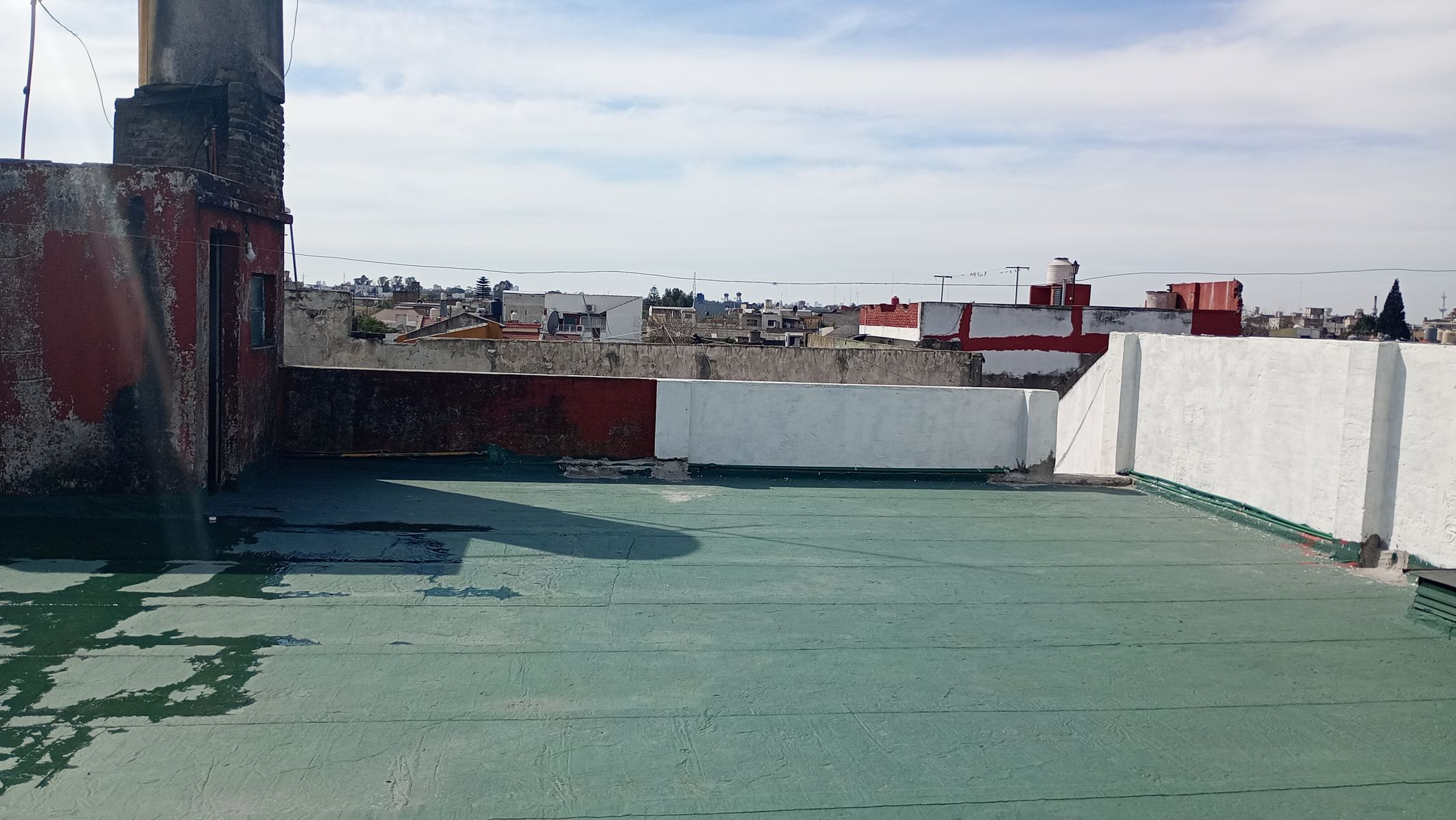 VENTA Amplio Galpón con 2 Departamentos en Block - 29