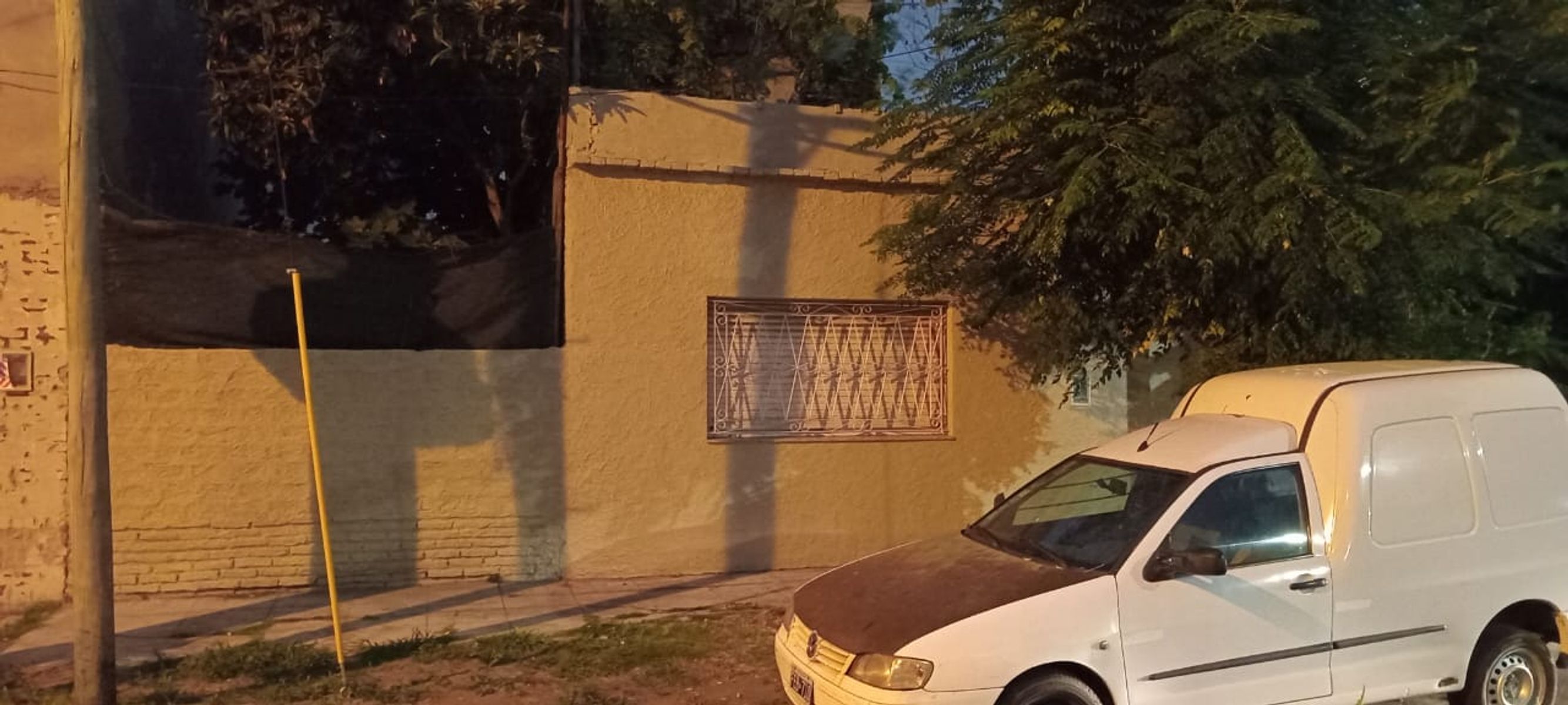 VENTA 2 Casas sobre lote en esquina - 3
