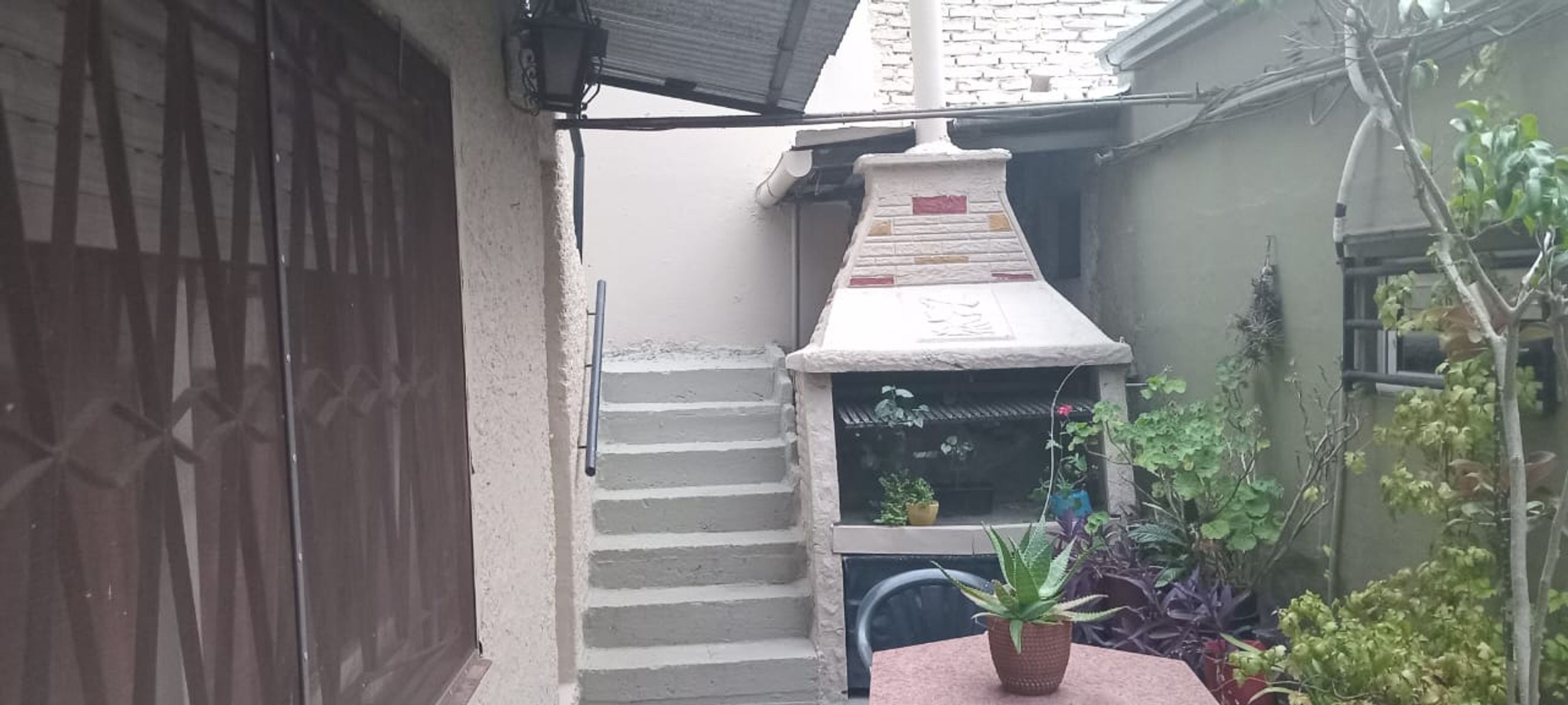 VENTA 2 Casas sobre lote en esquina - 20