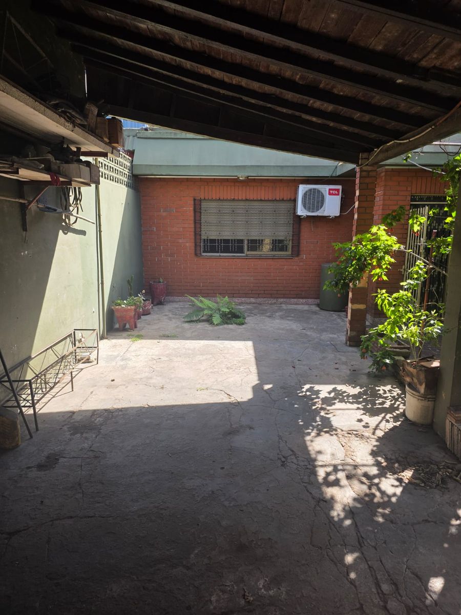 ALQUILER CASA DE 3 AMBIENTES - 3