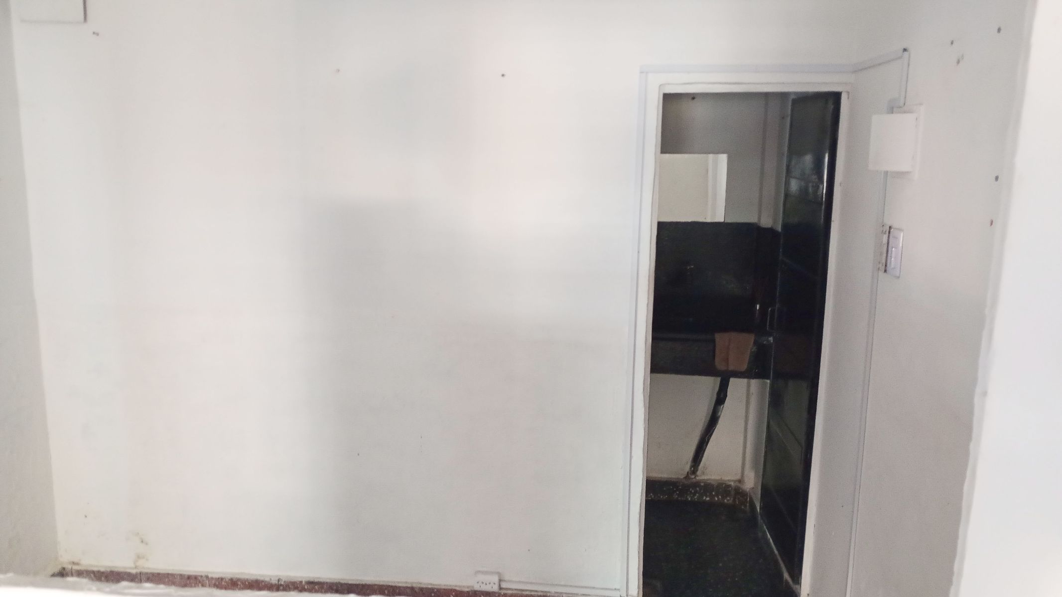 ALQUILER Local Comercial a metros de Av. Crovara — foto 5