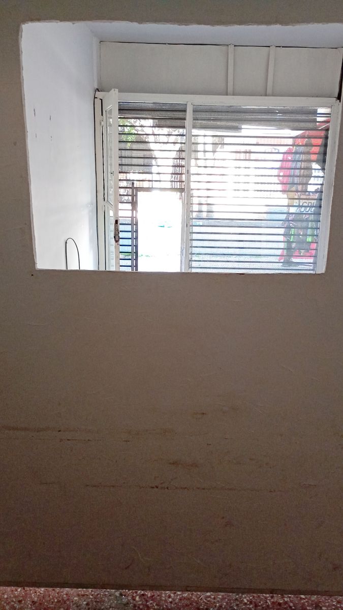 ALQUILER Local Comercial a metros de Av. Crovara — foto 7