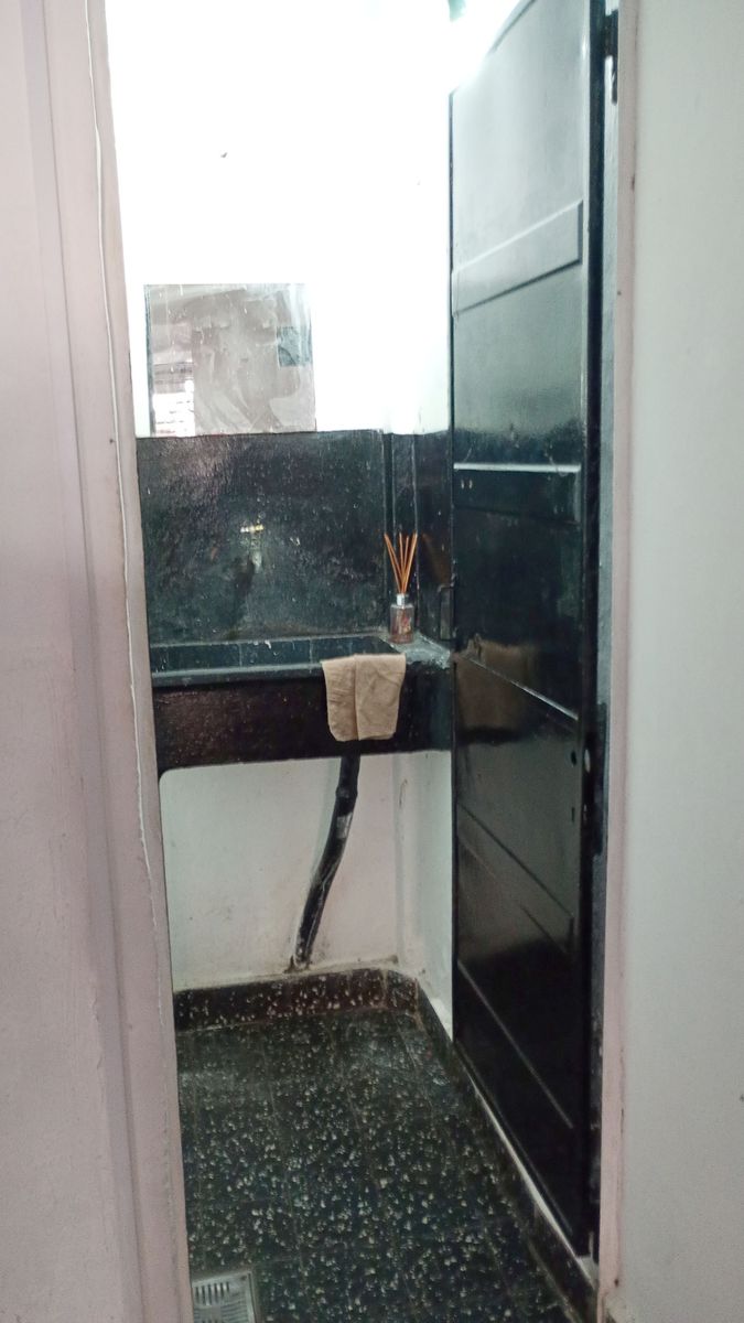 ALQUILER Local Comercial a metros de Av. Crovara — foto 10