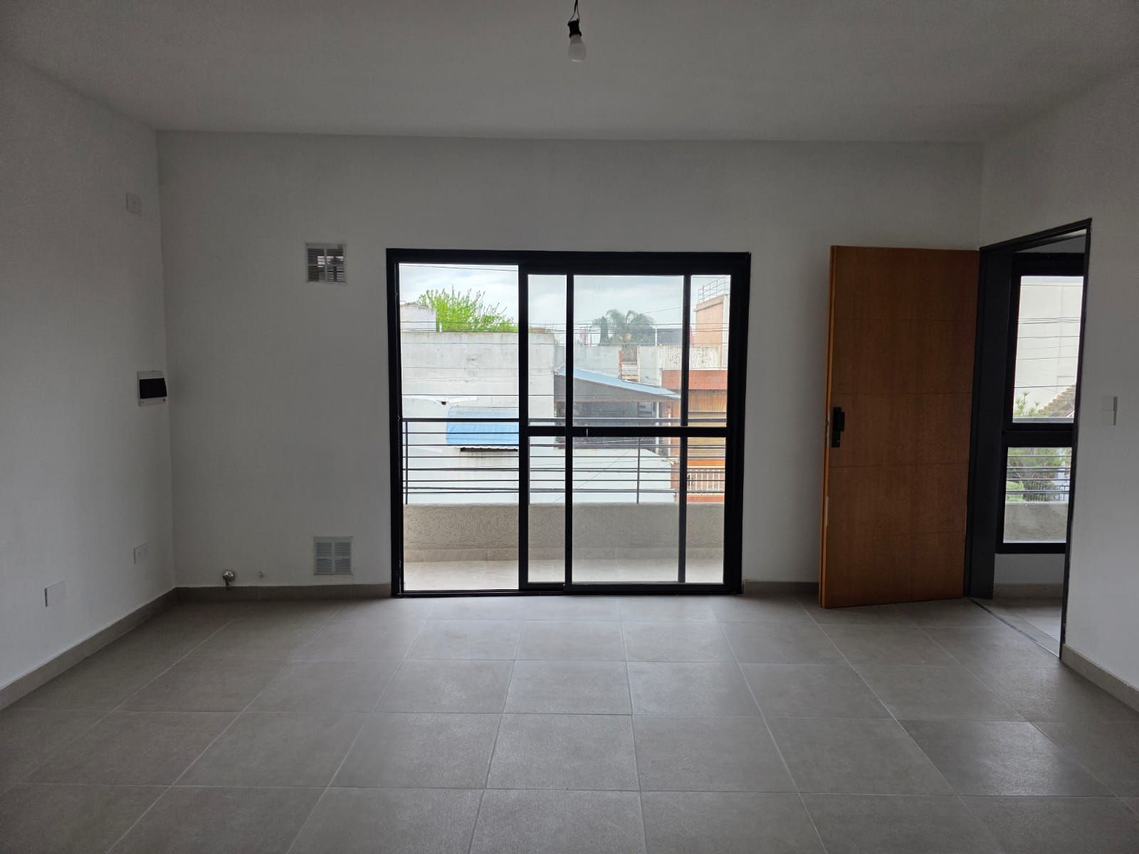 ALQUILER Departamento a estrenar de 2 ambientes en 2º piso al frente - 3
