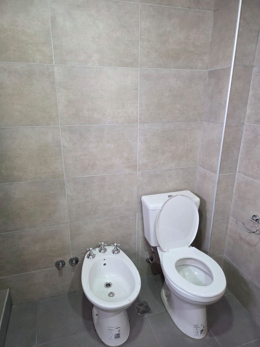 ALQUILER Departamento a estrenar de 2 ambientes en 2º piso al frente - 11