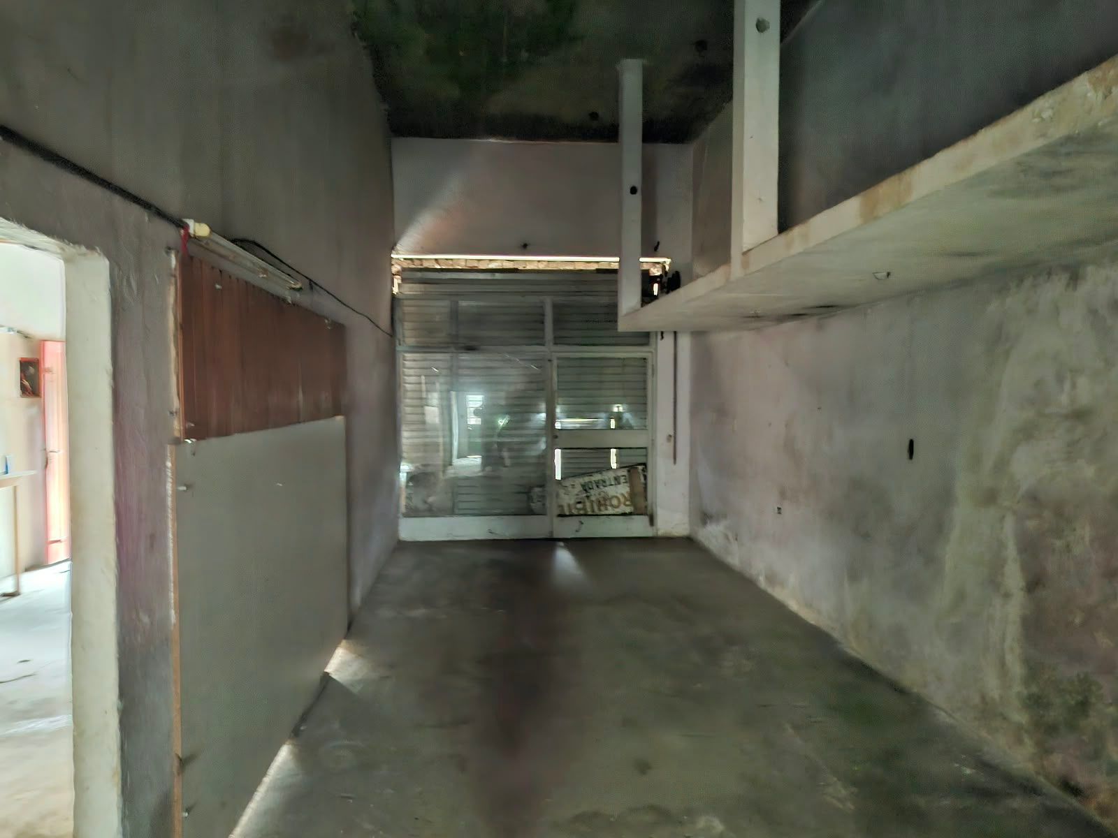 VENTA Local comercial al frente + Galpón al fondo - 5