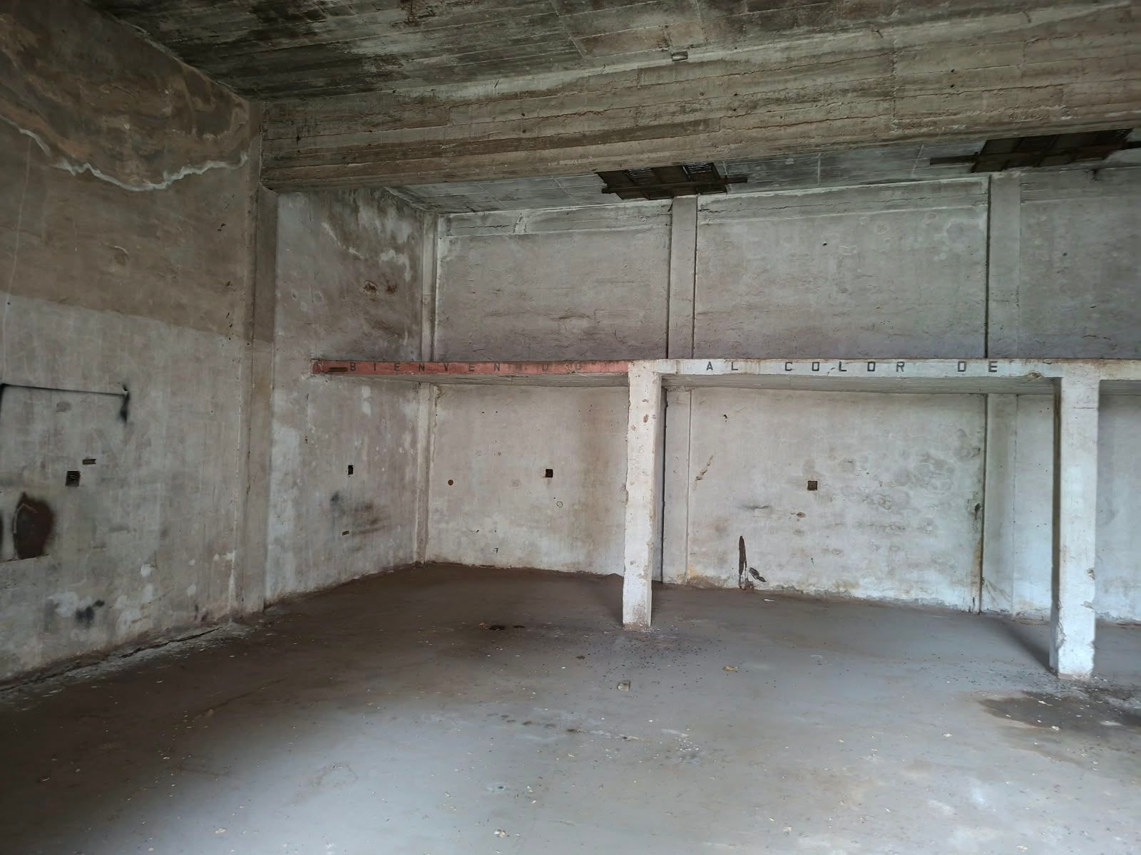 VENTA Local comercial al frente + Galpón al fondo - 16