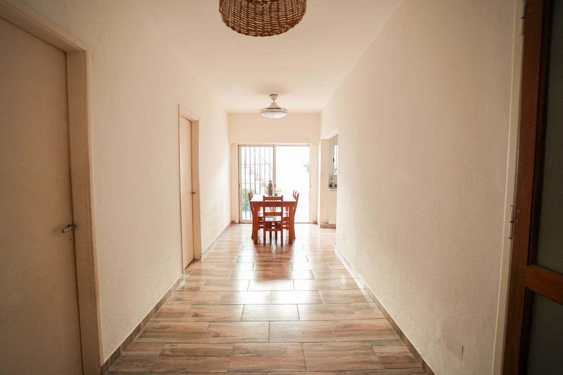 VENTA Casa 3 ambientes con Garage, Patio y Terraza — foto 3