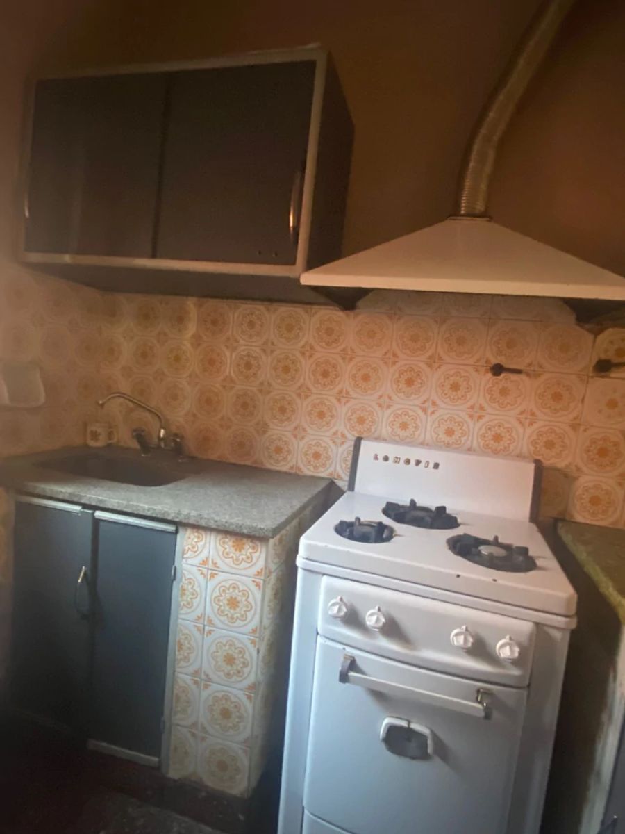 VENTA PH de 3 ambientes con patio - 2