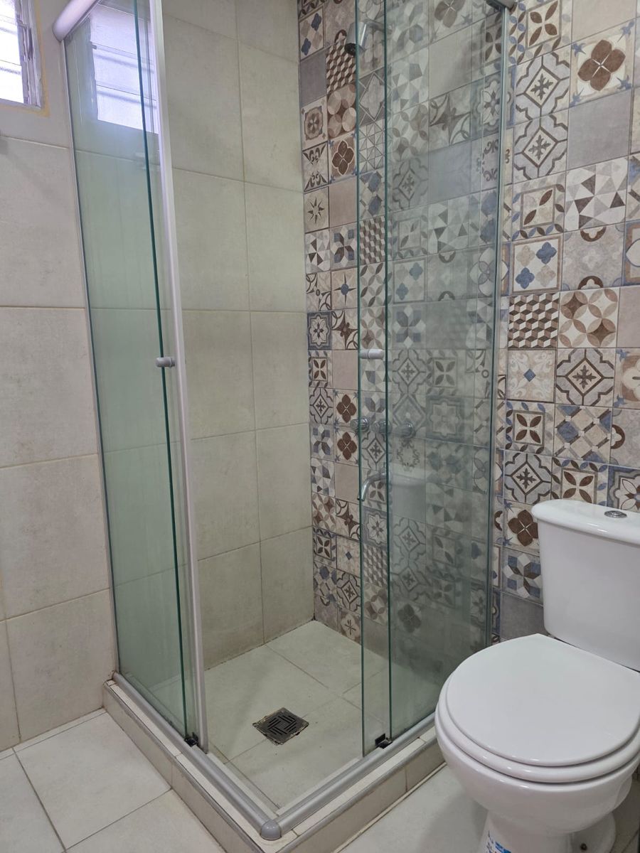 ALQUILER Departamento 2 ambientes en 1º piso con terraza compartida — foto 8