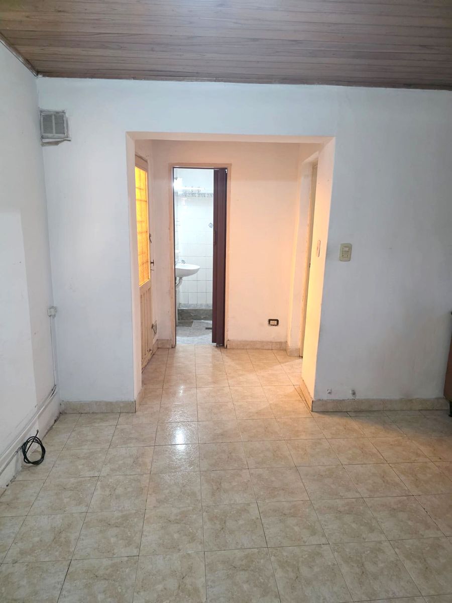 ALQUILER PH 2 ambientes al frente - 1