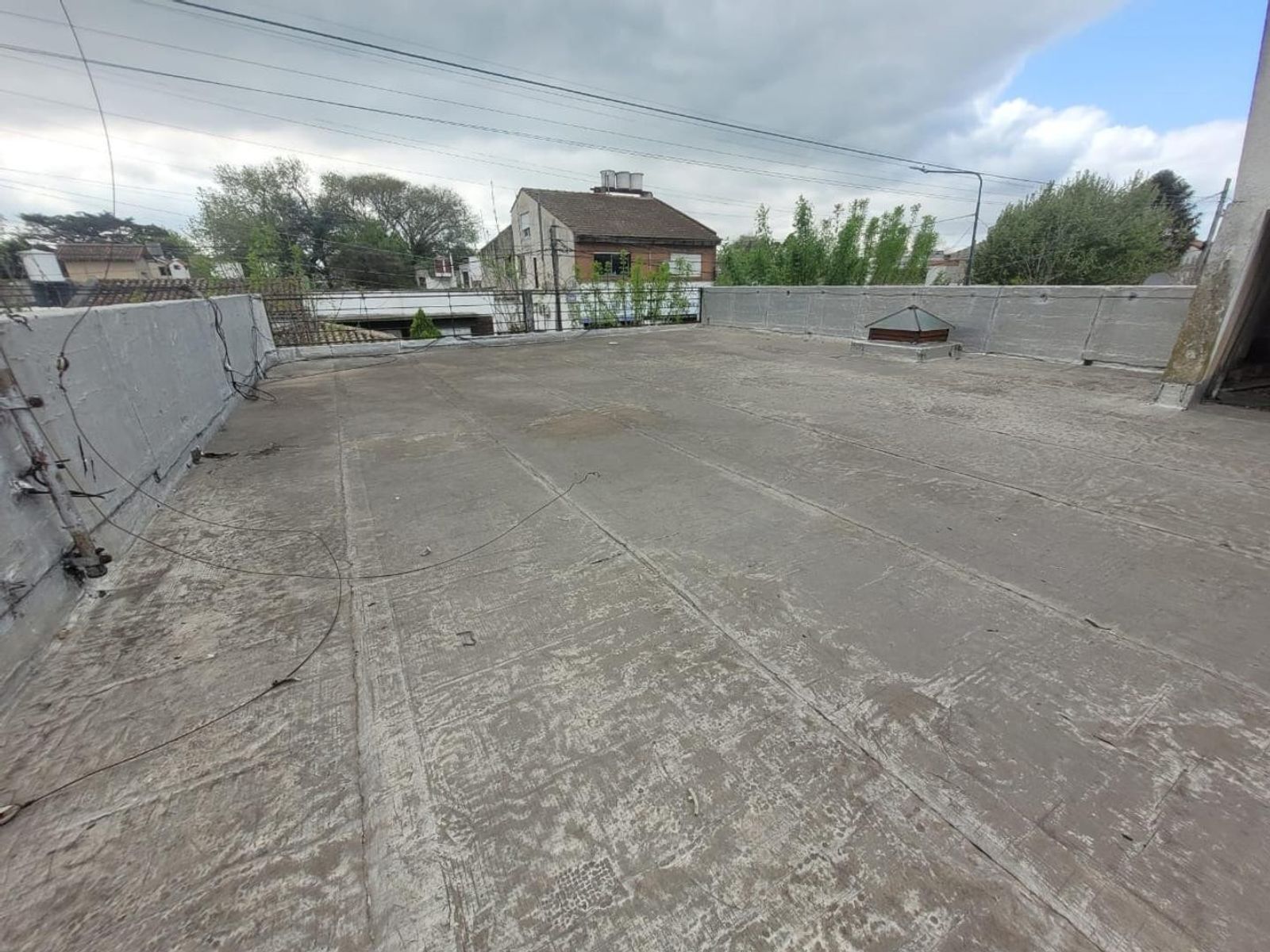 CASA EN VENTA 4 AMBIENTES MUÑIZ
