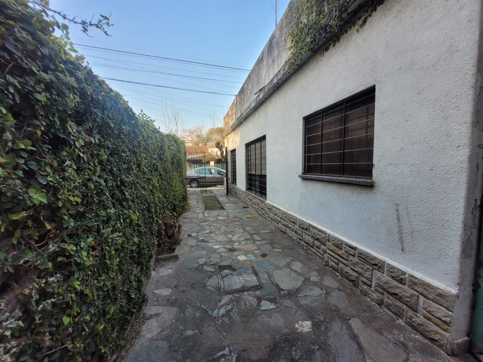 CASA EN VENTA 4 AMBIENTES MUÑIZ — foto 2