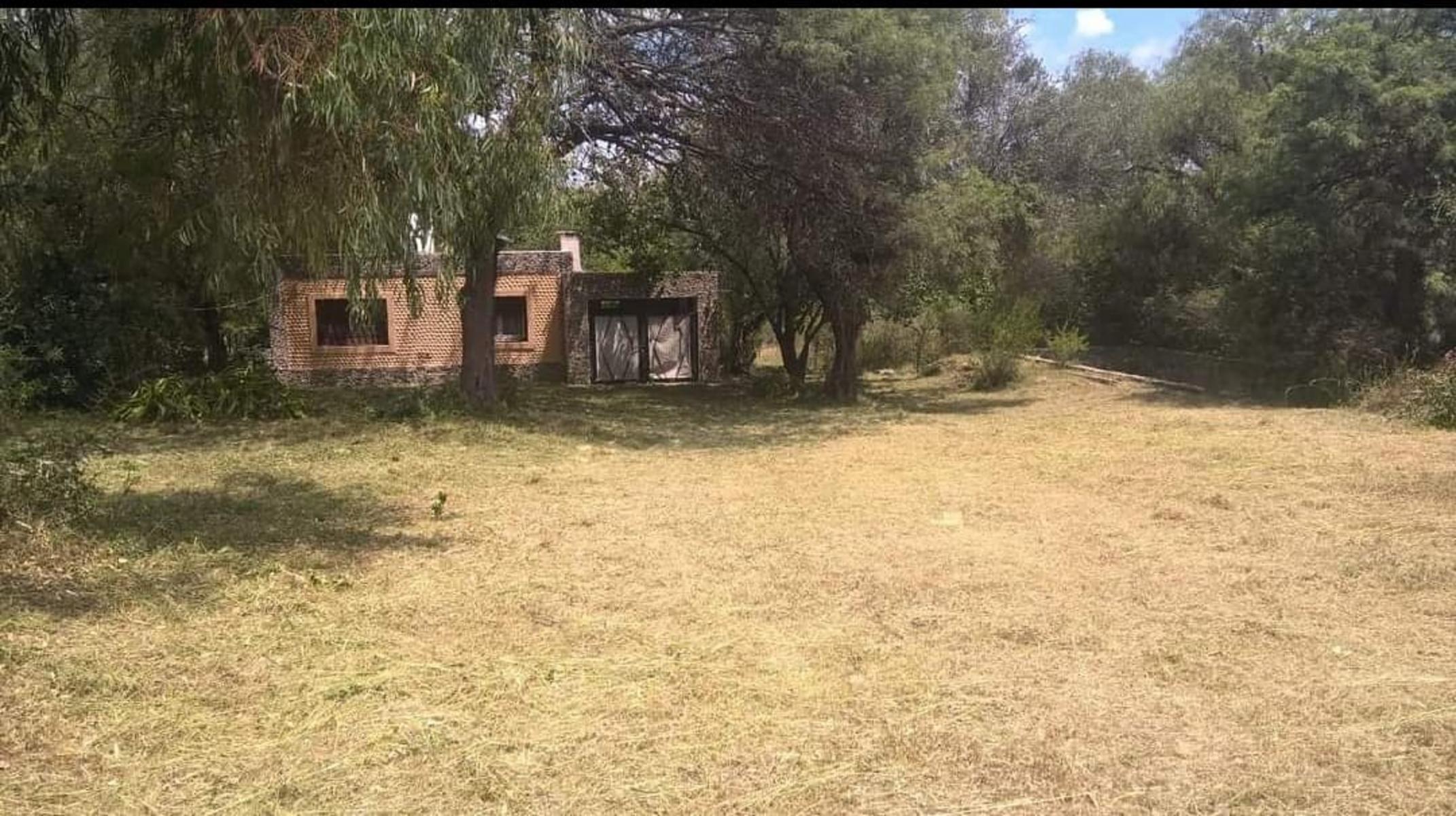 ATENCION INVERSIONISTAS CASA HABITABLE A RECICLAR CON UN IMPRESIONANTE LOTE DE 8500 M2 — foto 5