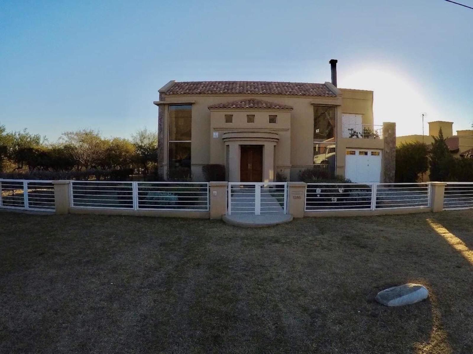 EXCELENTE PROPIEDAD DE CATEGORIA EN LAS MORERAS, MERLO, SAN LUIS — foto 10
