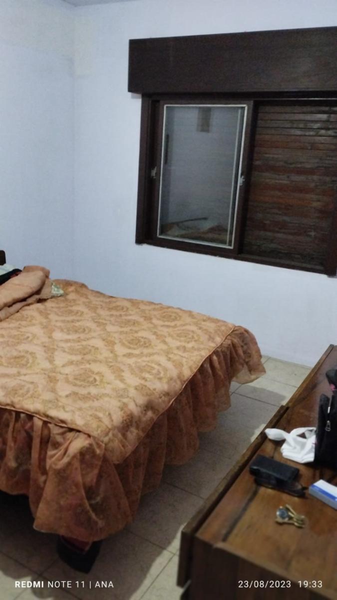 EXCELENTE PROPIEDAD COMPUESTA DE 3 DEPARTAMENTOS — foto 2